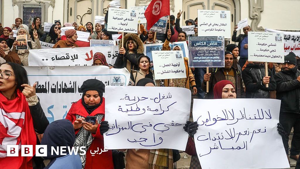 تونس: ما الذي تم إنجازه من بين المطالب التي رفعتها ثورة “الياسمين”؟