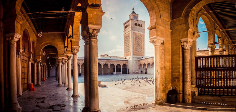 يشهد طقس اليوم سحباً كثيفة أحياناً مصحوبة بأمطار متفرقة في مناطق الشمال والوسط، مع توقعات بتكون خلايا رعدية مؤقتة بعد الظهيرة في الجهات الشرقية من الوسط ومناطق محلية أخرى.