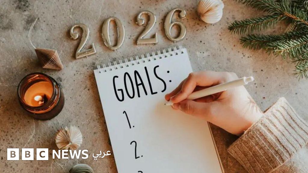 عند صياغة قراراتك للعام الجديد، هناك كلمتان من الأفضل الابتعاد عنهما وتجنبهما بشكل قاطع، وذلك لضمان تحقيق الأهداف المرجوة وتجنب الإحباط المحتمل. عند صياغة قراراتك للعام الجديد، هناك كلمتان من الأفضل الابتعاد عنهما وتجنبهما بشكل قاطع، وذلك لضمان تحقيق الأهداف المرجوة وتجنب الإحباط المحتمل.