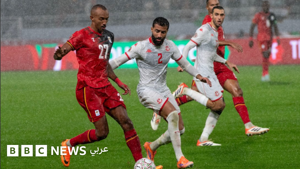 تشهد بطولة كأس الأمم الأفريقية اليوم أربع مباريات حاسمة في الجولة الثانية من دور المجموعات، أبرزها المواجهة المرتقبة التي تجمع بين المنتخب التونسي ونظيره النيجيري في لقاء يعد بالكثير من الإثارة والتنافس.