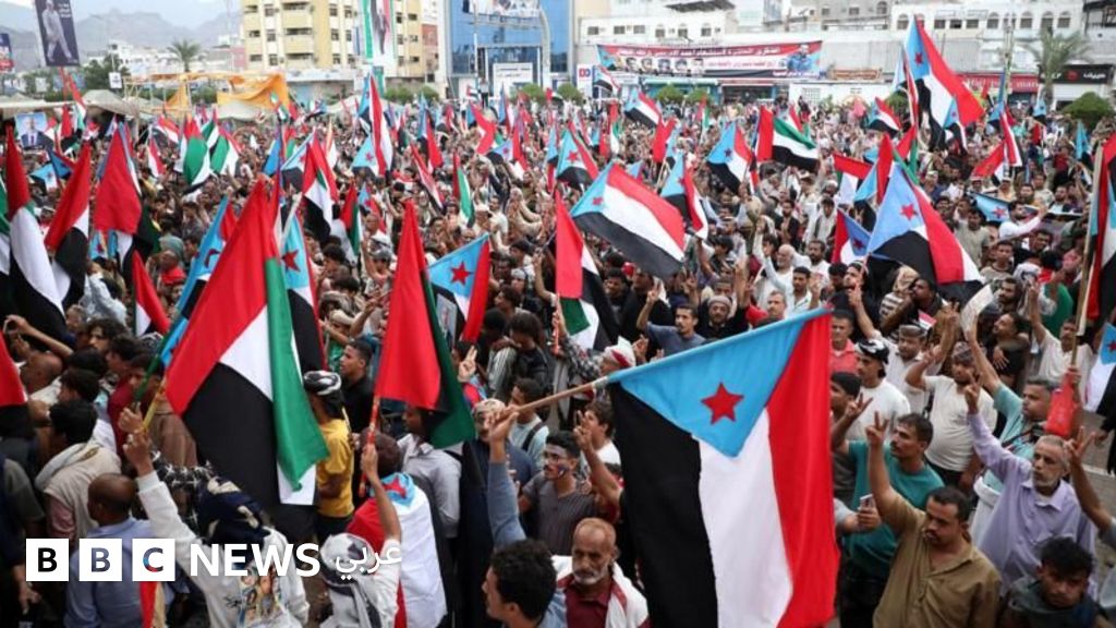 أعلن محافظ محافظة حضرموت عن بدء عملية عسكرية تهدف إلى استعادة مواقع عسكرية كانت تحت سيطرة ما يعرف بـ “المجلس الانتقالي الجنوبي” في اليمن.